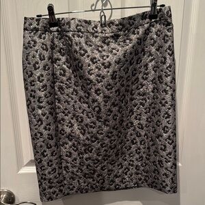 Elegant Leopard Print Skirt